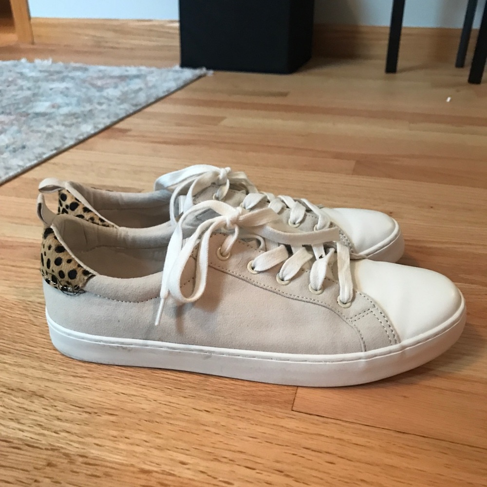 Gap sneakers